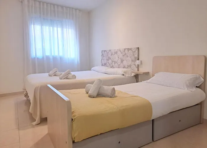 2a Línea De Mar, Playa De Lloret, Centro Histórico