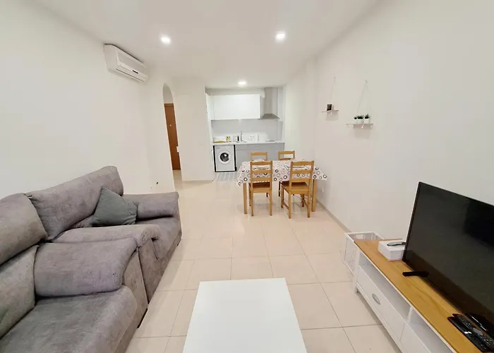 2a Línea De Mar, Playa De Lloret, Centro Histórico