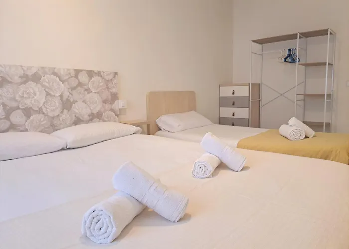 2a Linea De Mar, Playa De Lloret, Centro Historico * Льорет-де-Мар